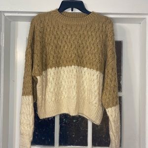 Forever 21 brown/tan chunky knit, cropped sweater. Size large